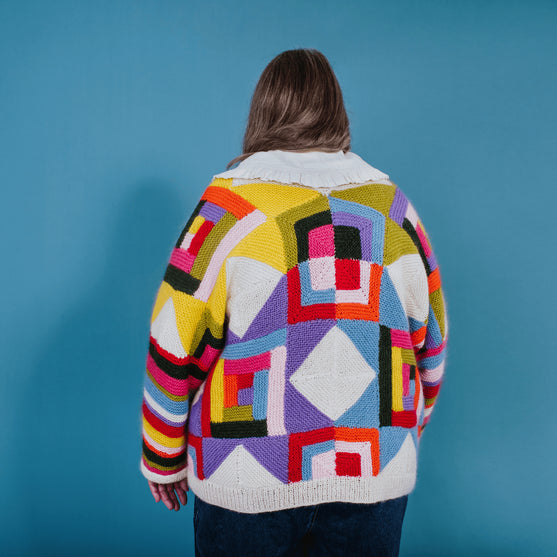 

No Shades of Grey - Cárdigan - Patrón de punto
10