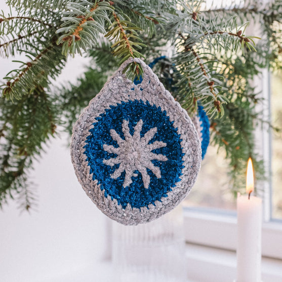 

Shiny Bauble - Ornamento
3