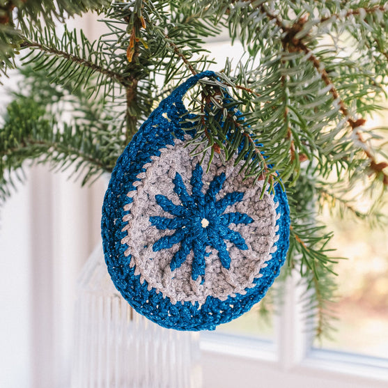 

Shiny Bauble - Ornamento
4