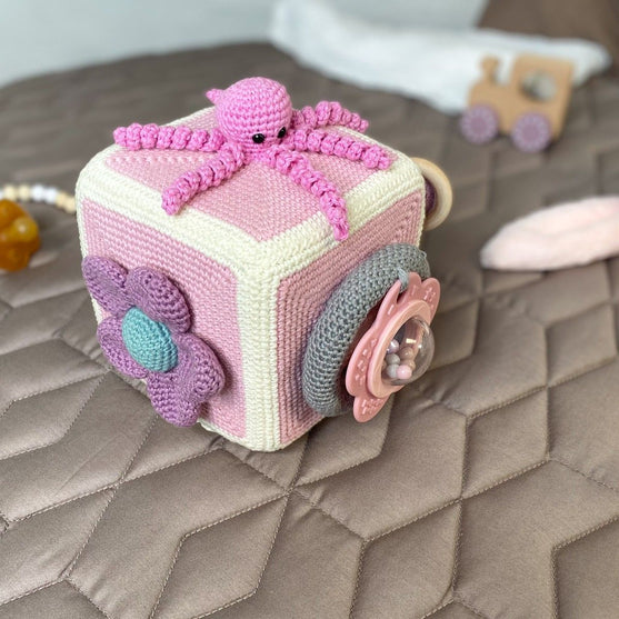 

Babyfryd - Cubo de actividades
1