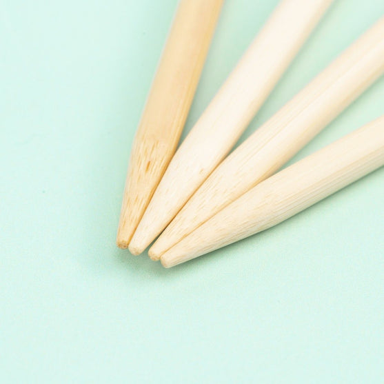 

Agujas de tejer de bambú - 15 cm - Hobbii
9