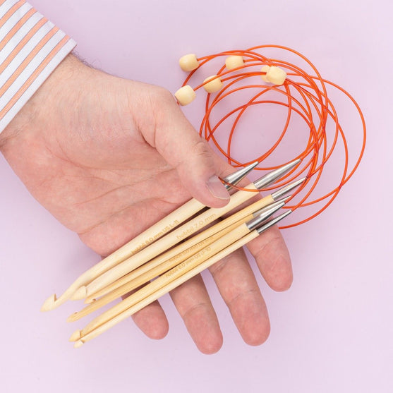 

Aguja Tunecina de Bambú con Cable - 50 cm - Hobbii
6