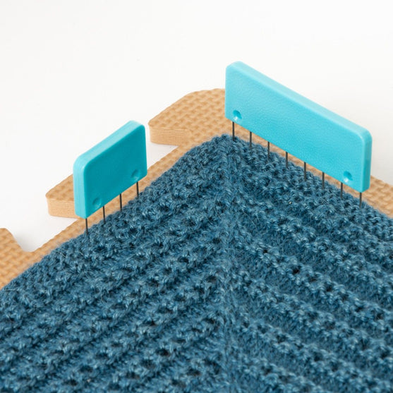 

Blocking Combs - Peines de bloqueo - Hobbii
6