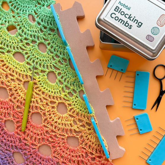 

Blocking Combs - Peines de bloqueo - Hobbii
3