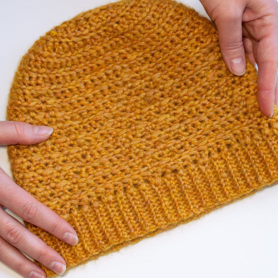 

Beehive - Bufanda y gorro
6