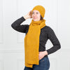 

Beehive - Bufanda y gorro
2