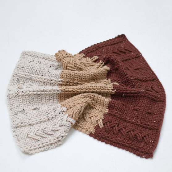 

Happy Bear - Manta y gorrito para bebé
7