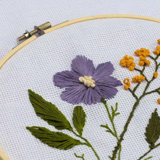 

Aro de bordado con tela - Hobbii
3