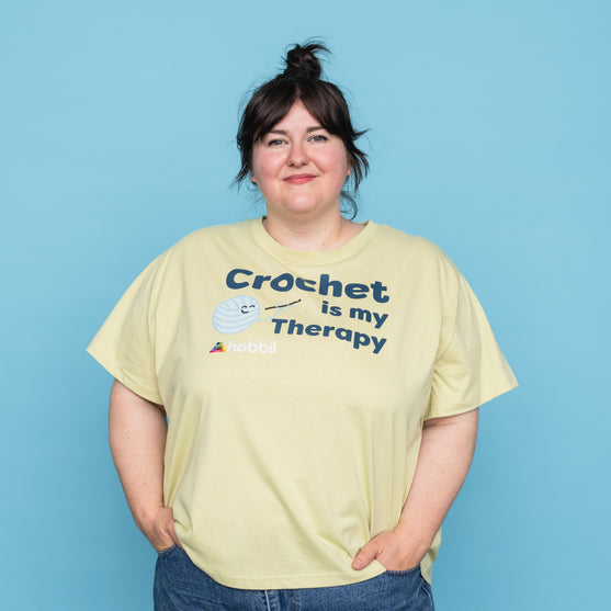 

Therapy T-shirt - Yarniis (Edición Limitada) - Hobbii
3