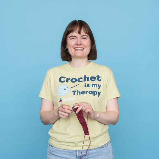 

Therapy T-shirt - Yarniis (Edición Limitada) - Hobbii
2