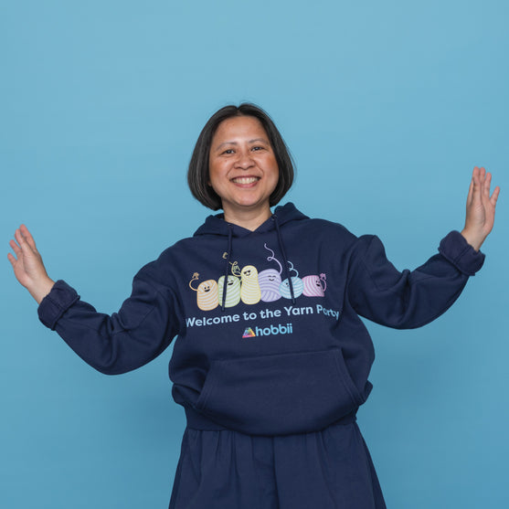 

Party Hoodie - Yarniis (Edición Limitada) - Hobbii
4