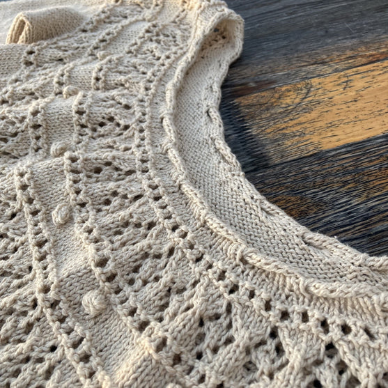 

Diamond Eyelets - Blusa
6