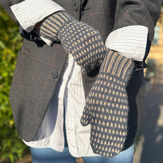 

River Stone - Manoplas
9