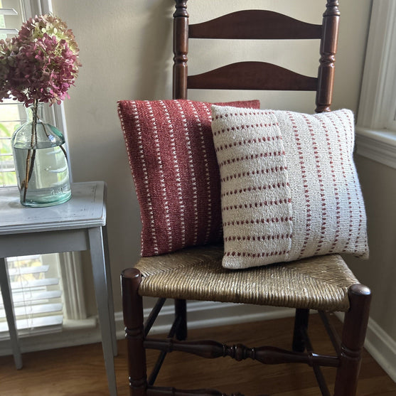 

Cedar Stitch - Cojín
1