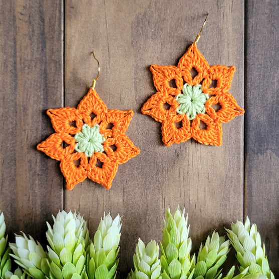 

June Bloom - Pendientes
1