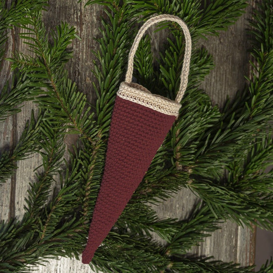 

Conos de Navidad - Adornos navideños
3