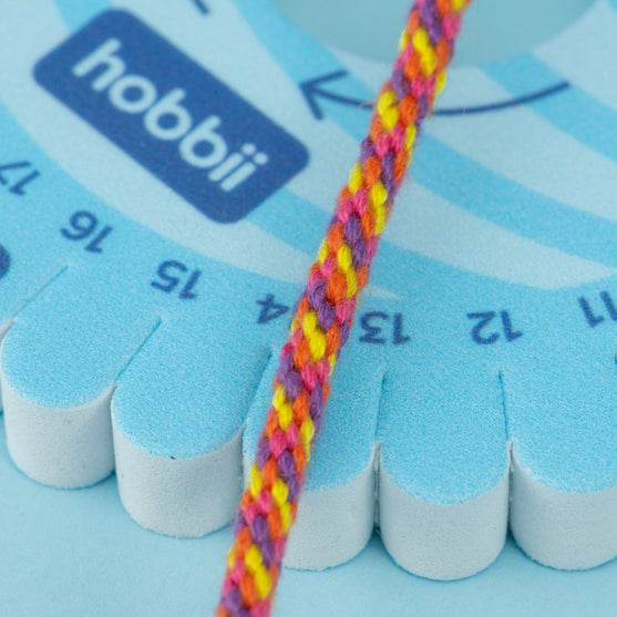 

Set de Kumihimo - Hobbii
2