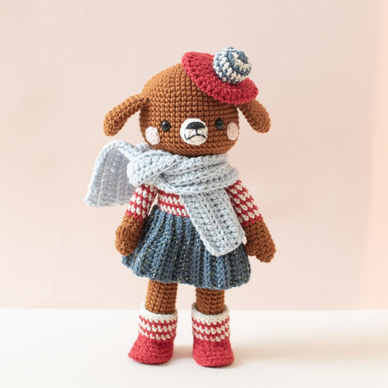 

Madeleine Dog - Kit de ganchillo
1