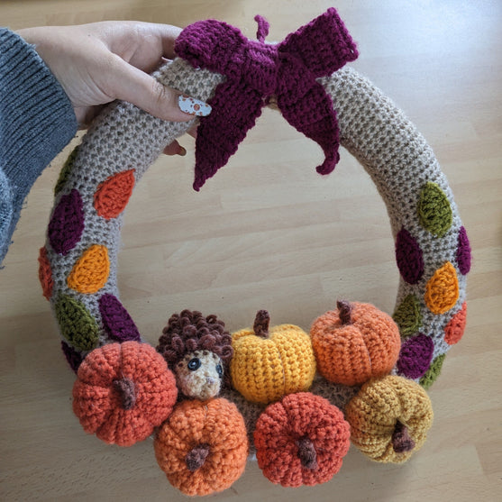 

Autumn Wreath - Adorno
1