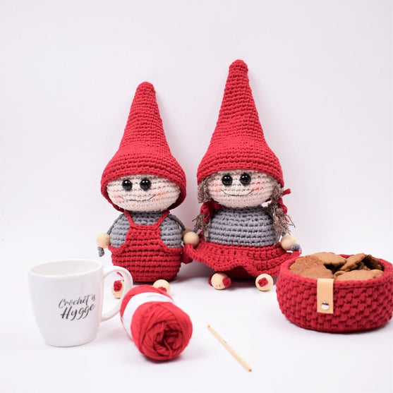 

Los Gnomos Siv y Nælde
1