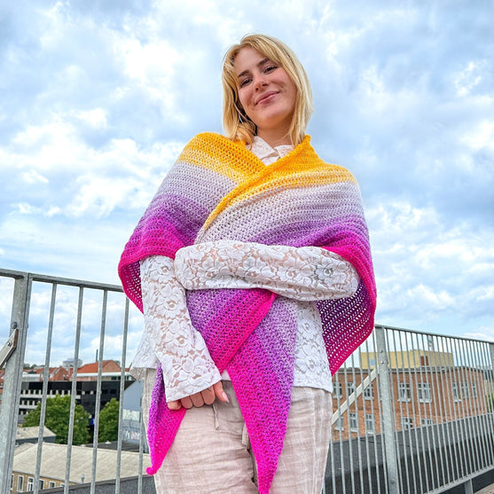 

Simple Lines Alpaca - Chal
6